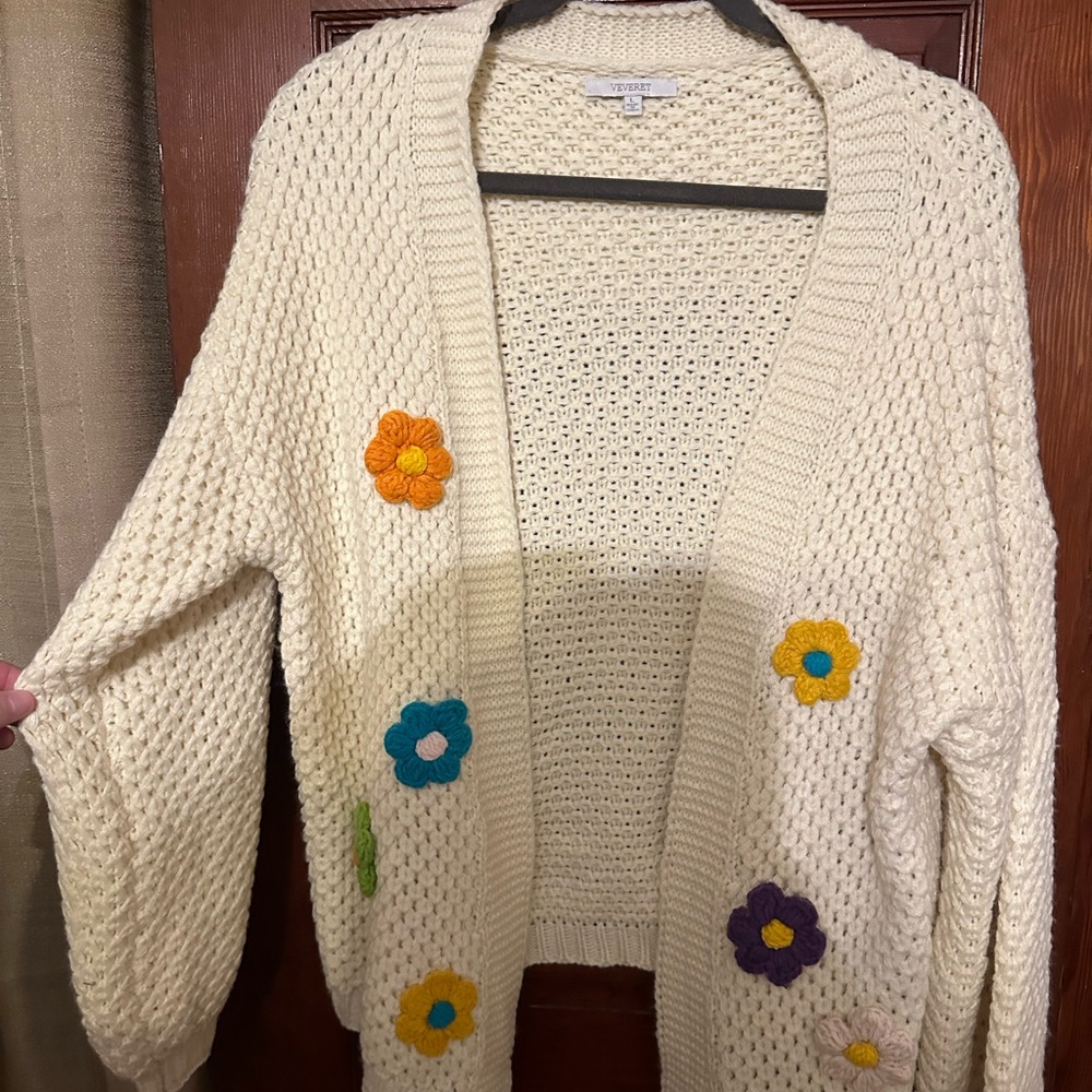 Vervet flower crochet cardigan